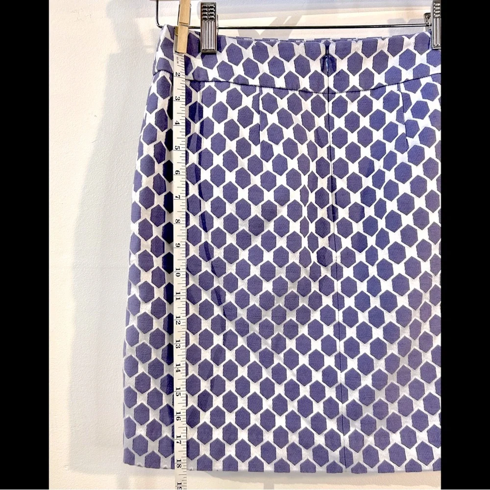 LAST CHANCE Ann Taylor Loft Purple Geometric Design Pencil Skirt size 0 - Picture 4 of 7